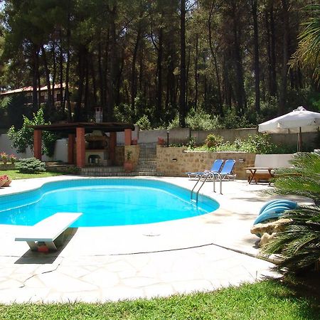 Mira Forest Residences Sani  Esterno foto